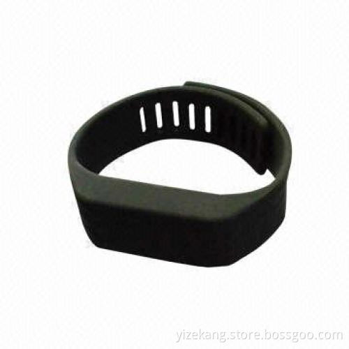 New Products Waterproof Wristband Bluetooth Pedometer